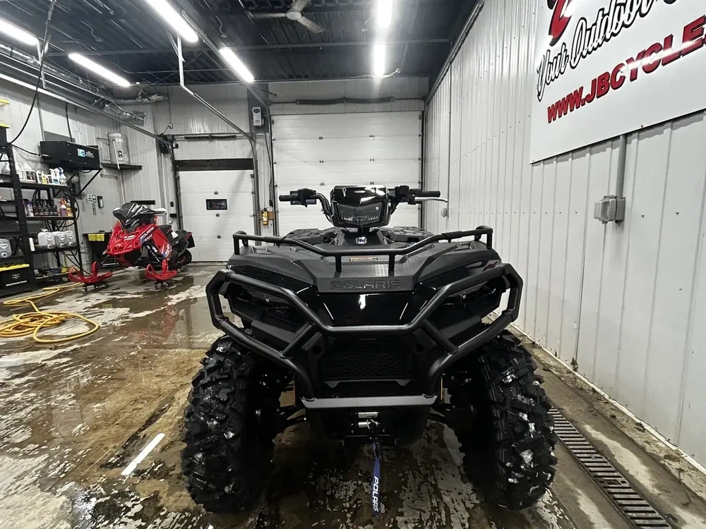 2026 Polaris Sportsman 570 Trail Black alt
