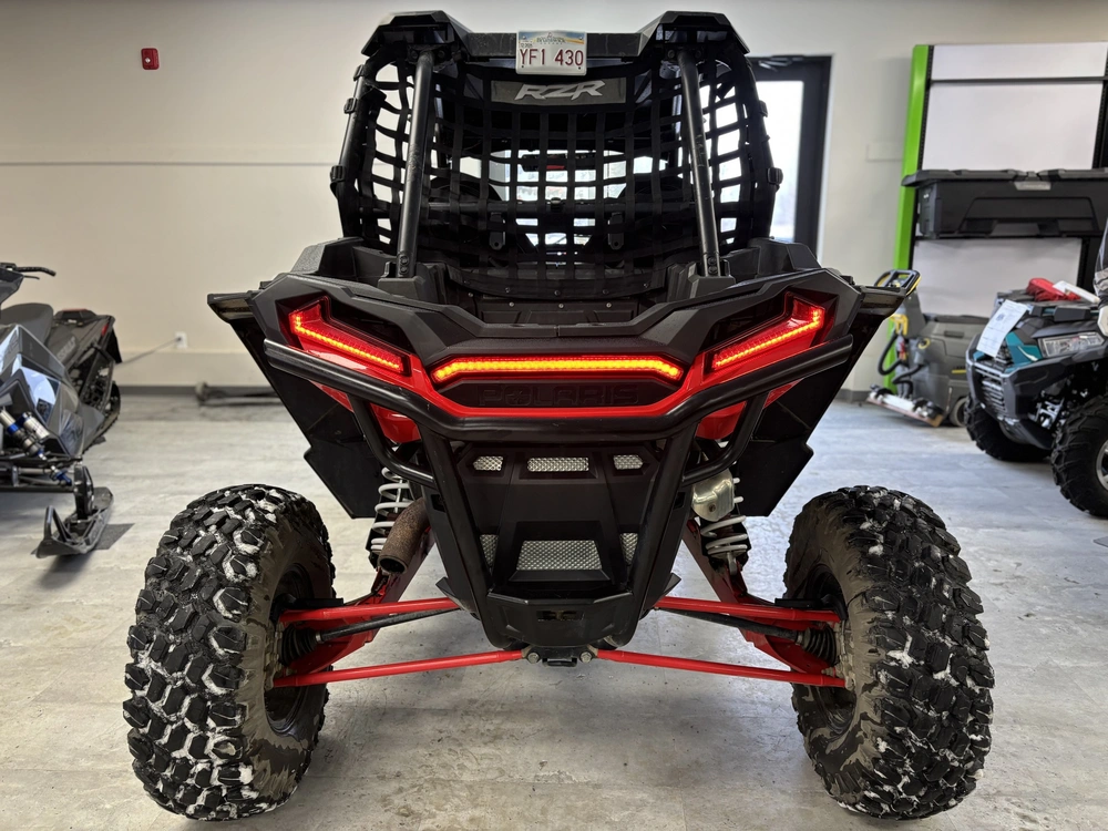 Polaris Rzr Xp 1000 Premium 2022 alt