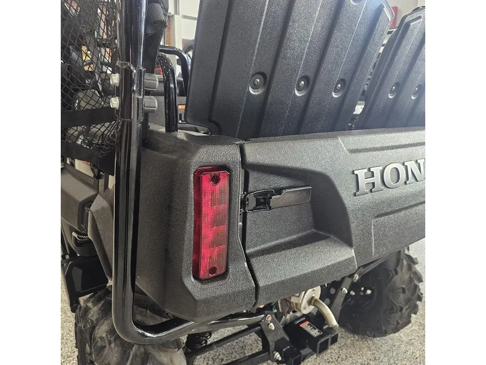 2025 Honda Pioneer 700-4 Utv alt