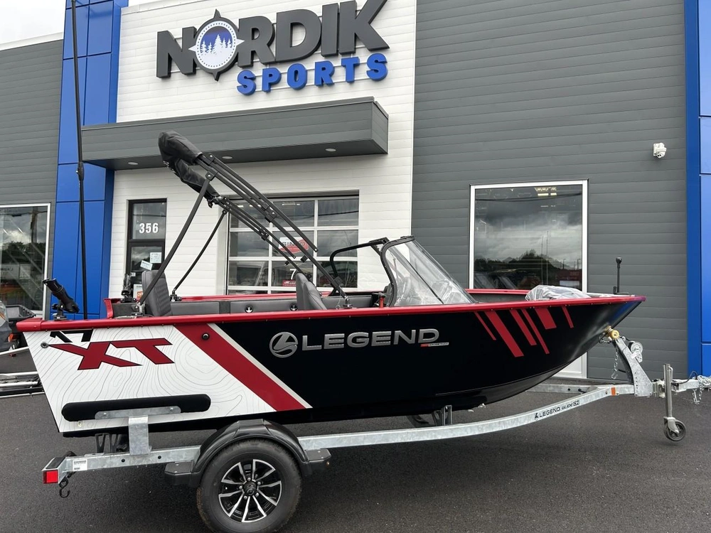 Legend 17xt Black/chili Pepper Red 2026 alt