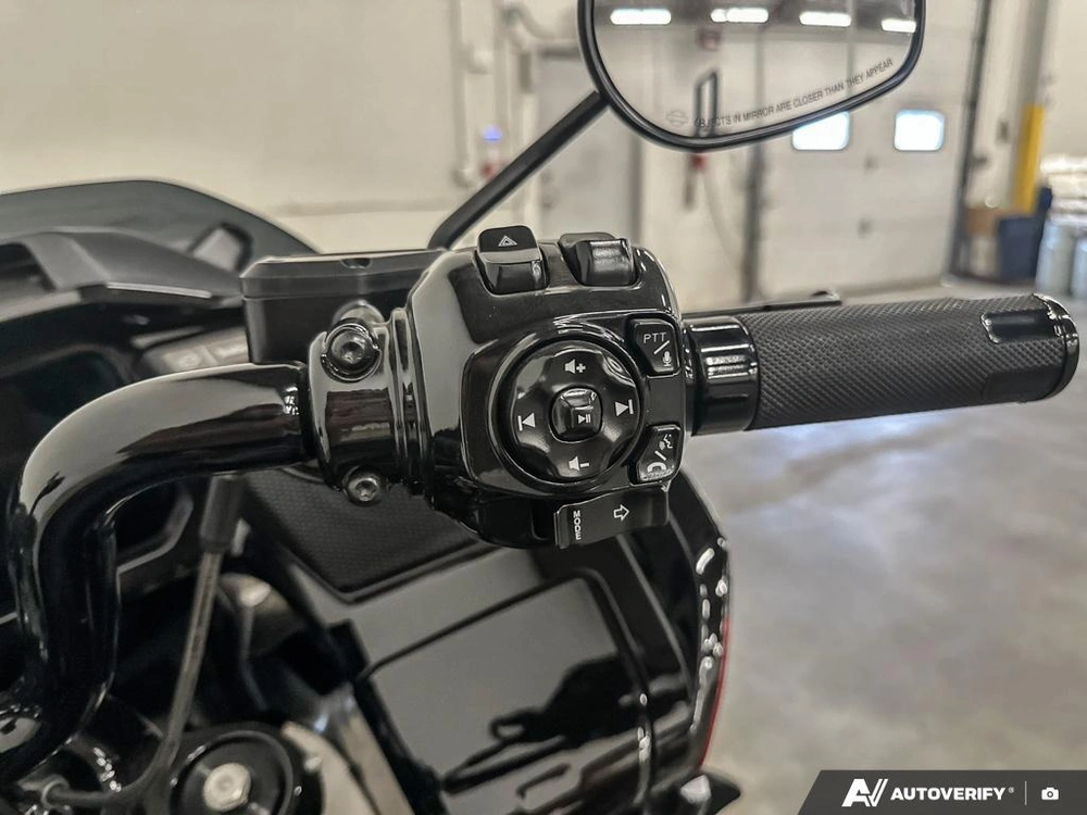 2025 Harley-davidson Cvo Road Glide St alt