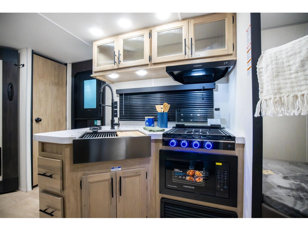 Cherokee 23ms Grey Wolf 2026 alt