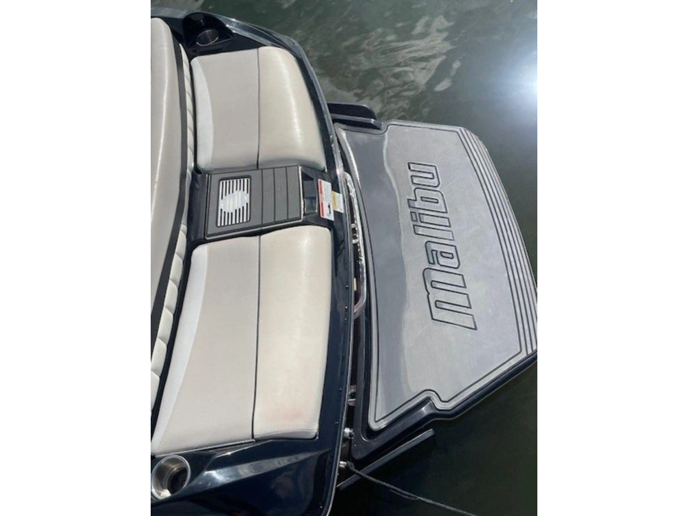 2013 Malibu Wakesetter 22 Mxz alt