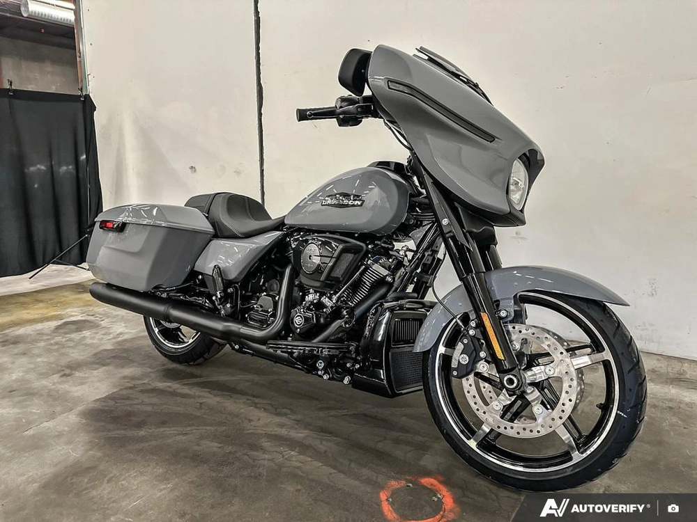 2026 Harley-davidson Street Glide alt