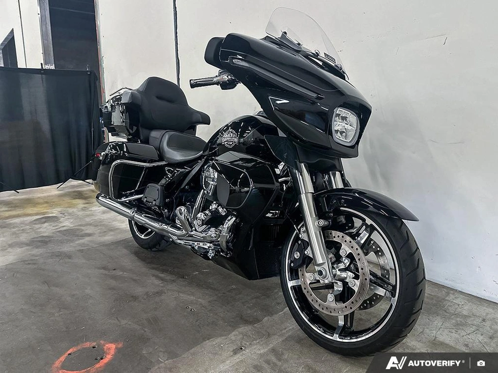 2025 Harley-davidson Street Glide Ultra alt