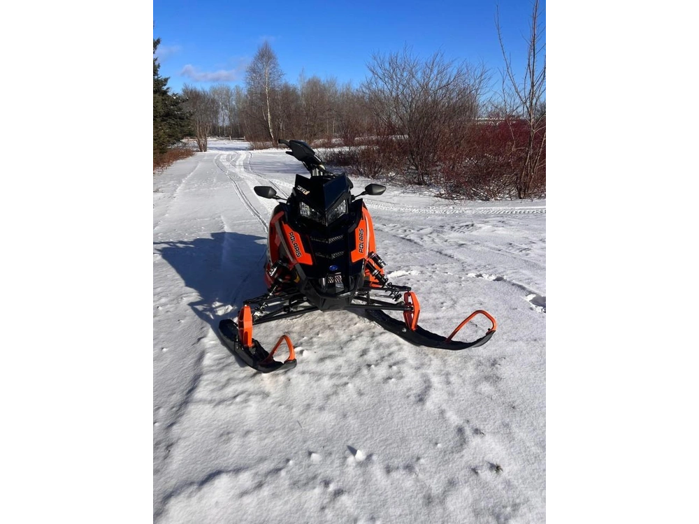 Polaris 800 Switchback Assault 144 2019 alt