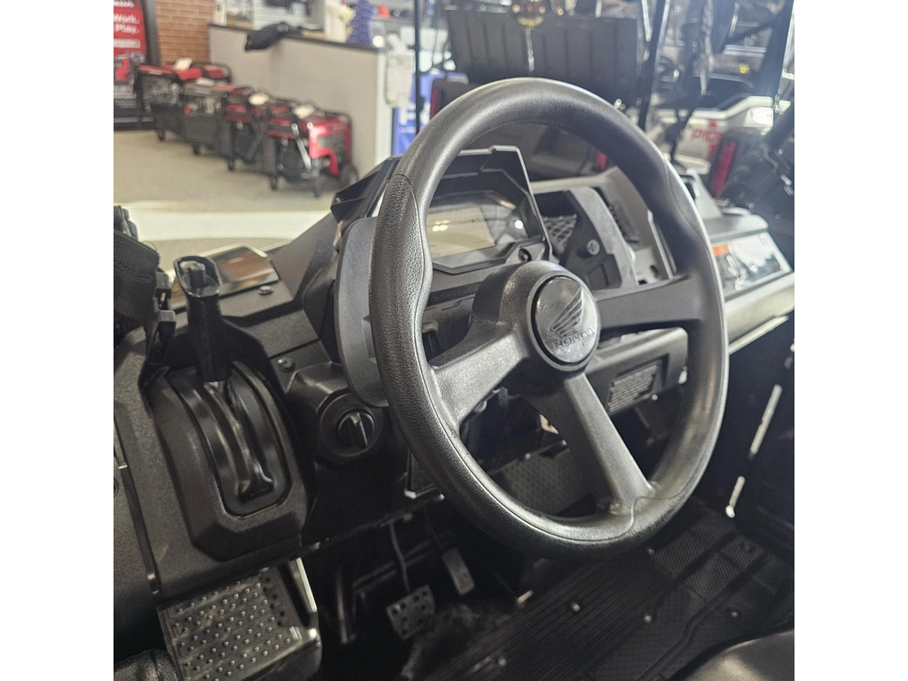 2025 Honda Pioneer 700-4 Utv alt