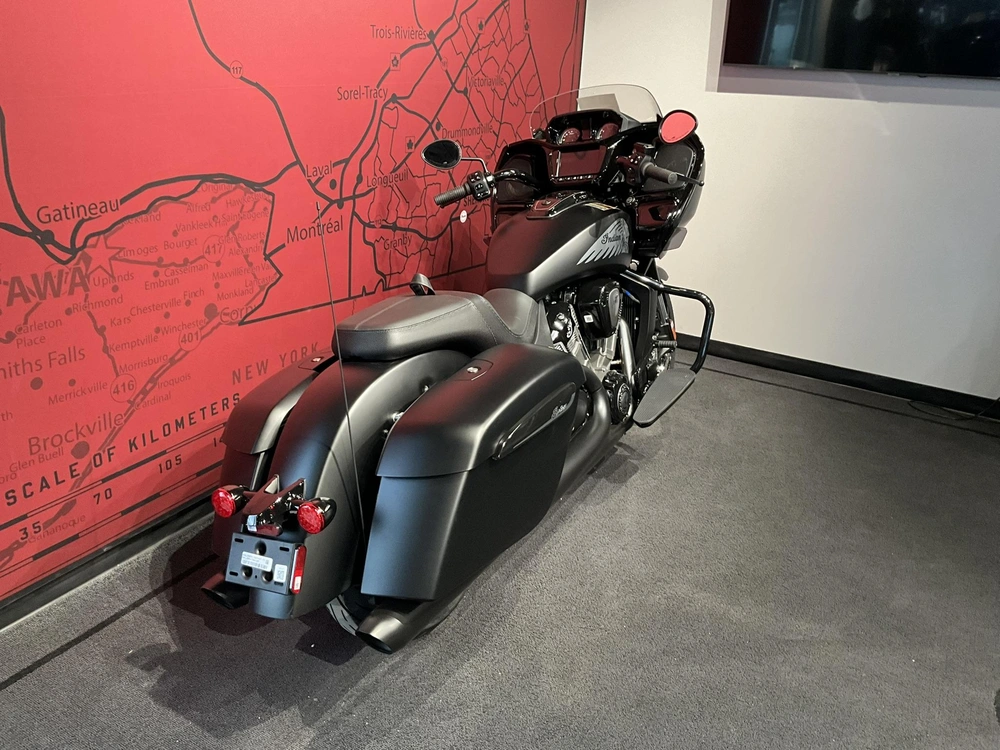 Indian Motorcycle Challenger Dark Horse 2026 alt