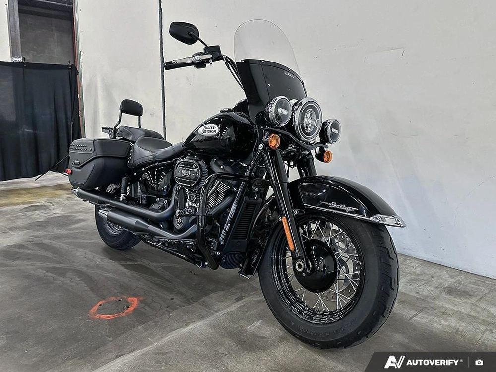 2024 Harley-davidson Flhcs - Heritage Classic alt