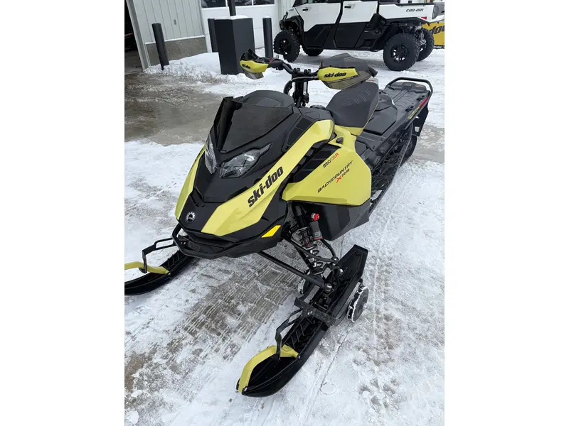 2025 Ski-Doo BACKCOUNTRY XRS 146X2 850 TURBO 10.25" TOUCHSCREEN