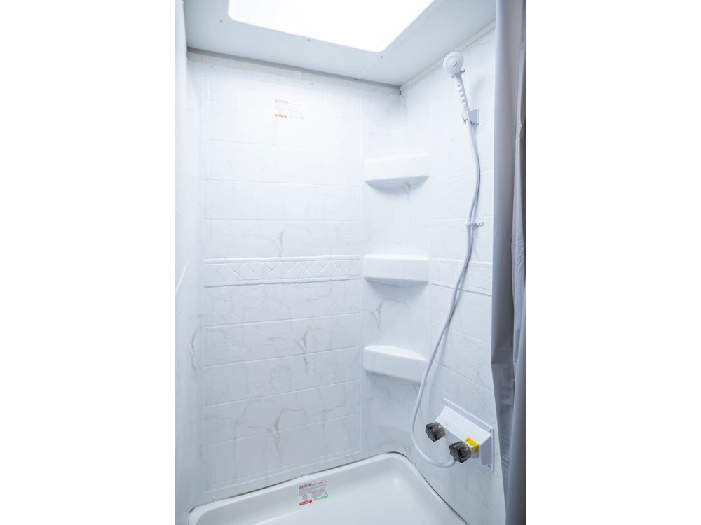 Cherokee 24rrt Grey Wolf Cargo 2026 alt