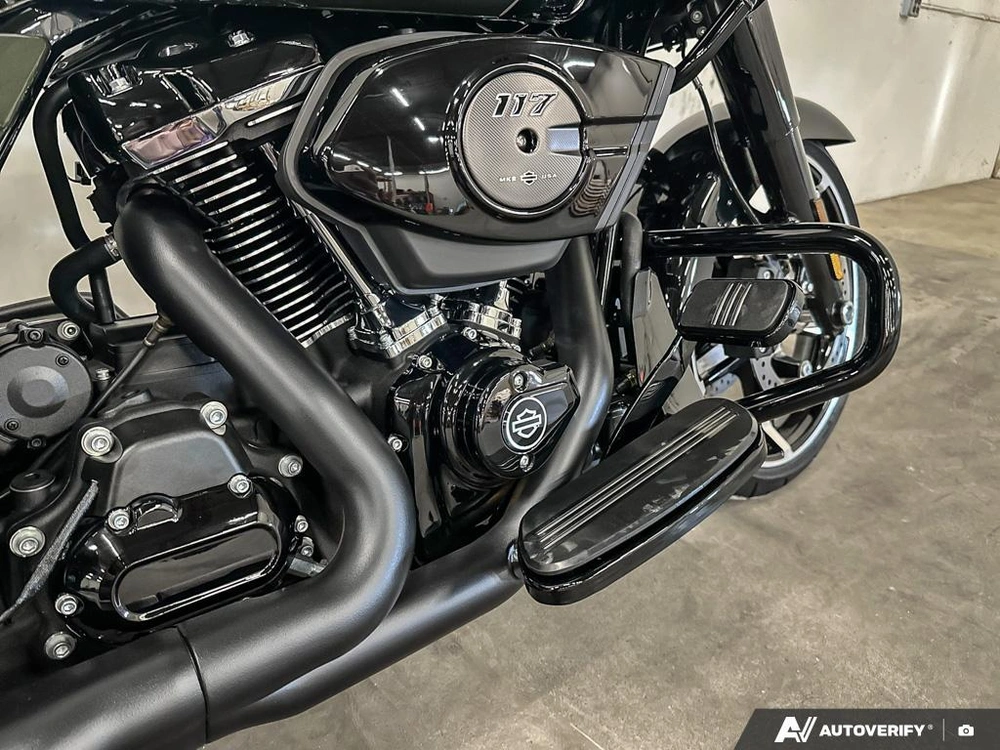 2026 Harley-davidson Road Glide alt