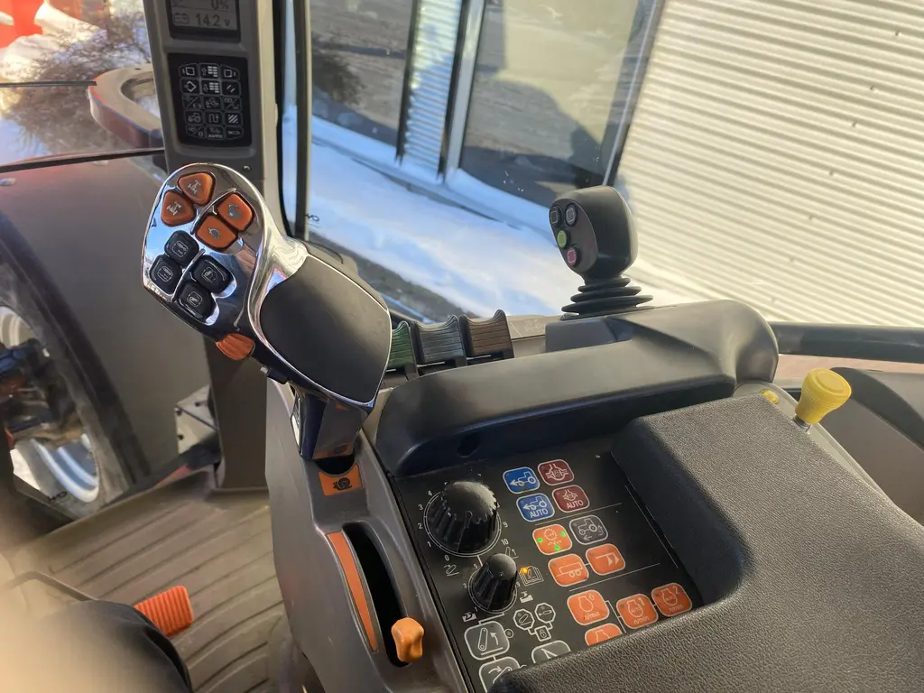 2021 Case IH Vestrum 100 A8