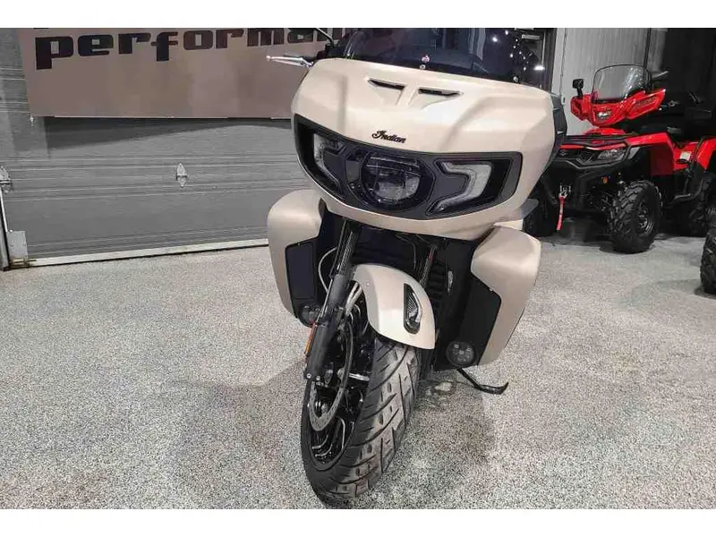 2023 Indian Motorcycle PURSUIT DH PREMIUM thumbnail 9