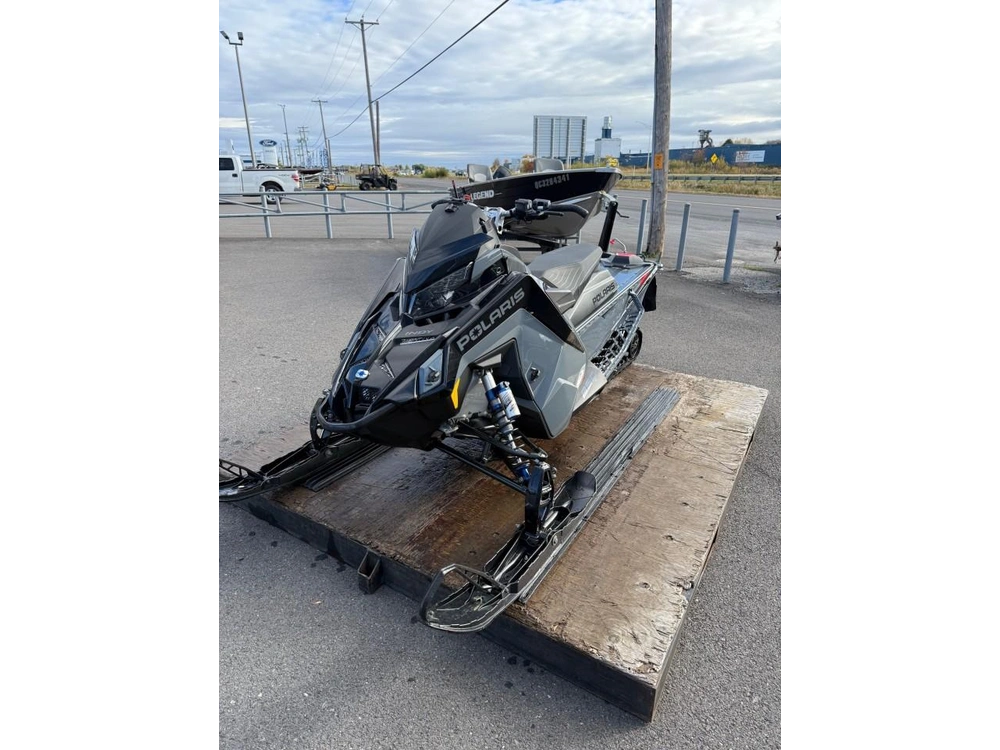 Polaris Indy 850 2021 alt