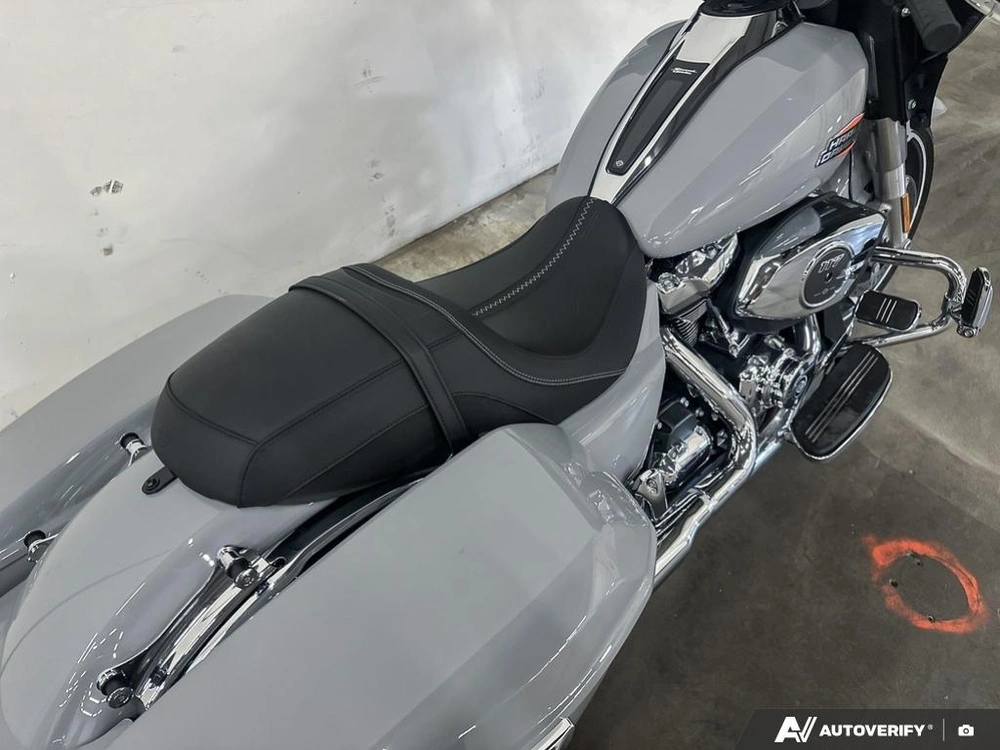2025 Harley-davidson Flhx - Street Glide® alt