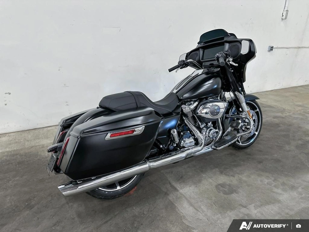 2024 Harley-davidson Street Glide alt
