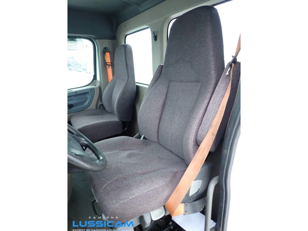 Cottrell Cx-5304 2013