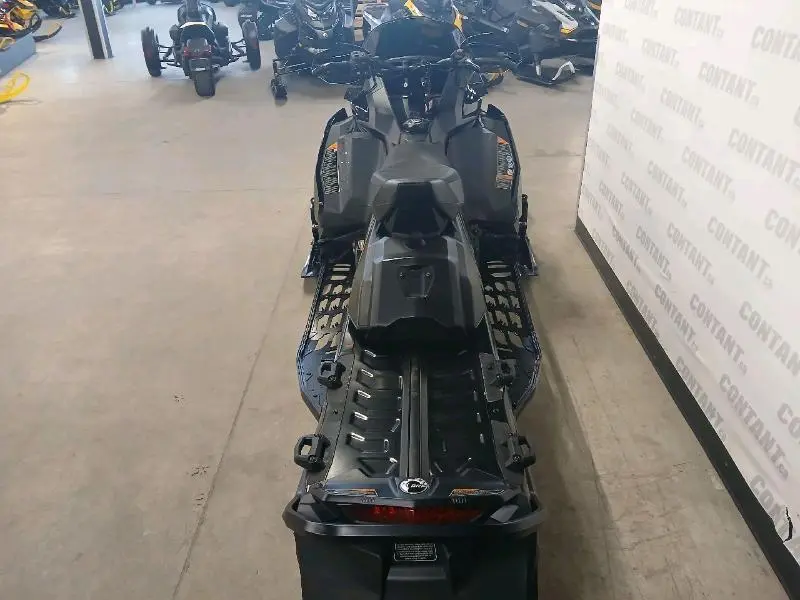 2024 Ski-Doo MXZ X-RS 850