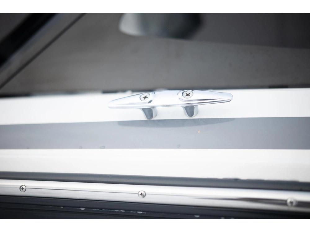 2023 Bayliner M19 alt