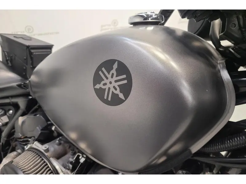 2014 Yamaha BOLT R-SPEC thumbnail 3