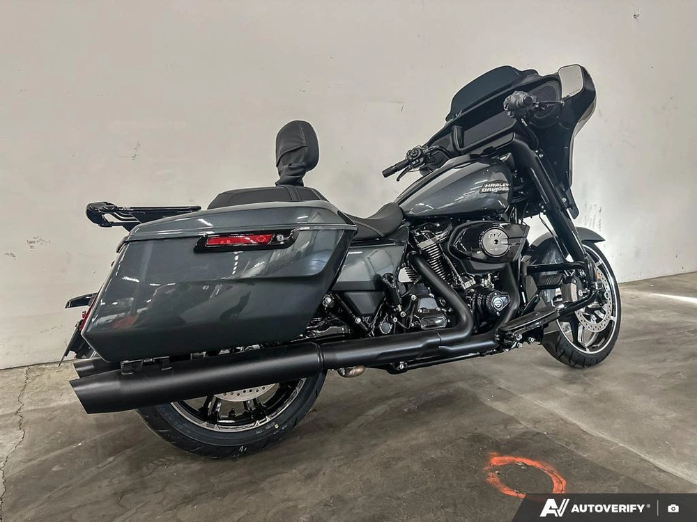 2025 Harley-davidson Street Glide alt