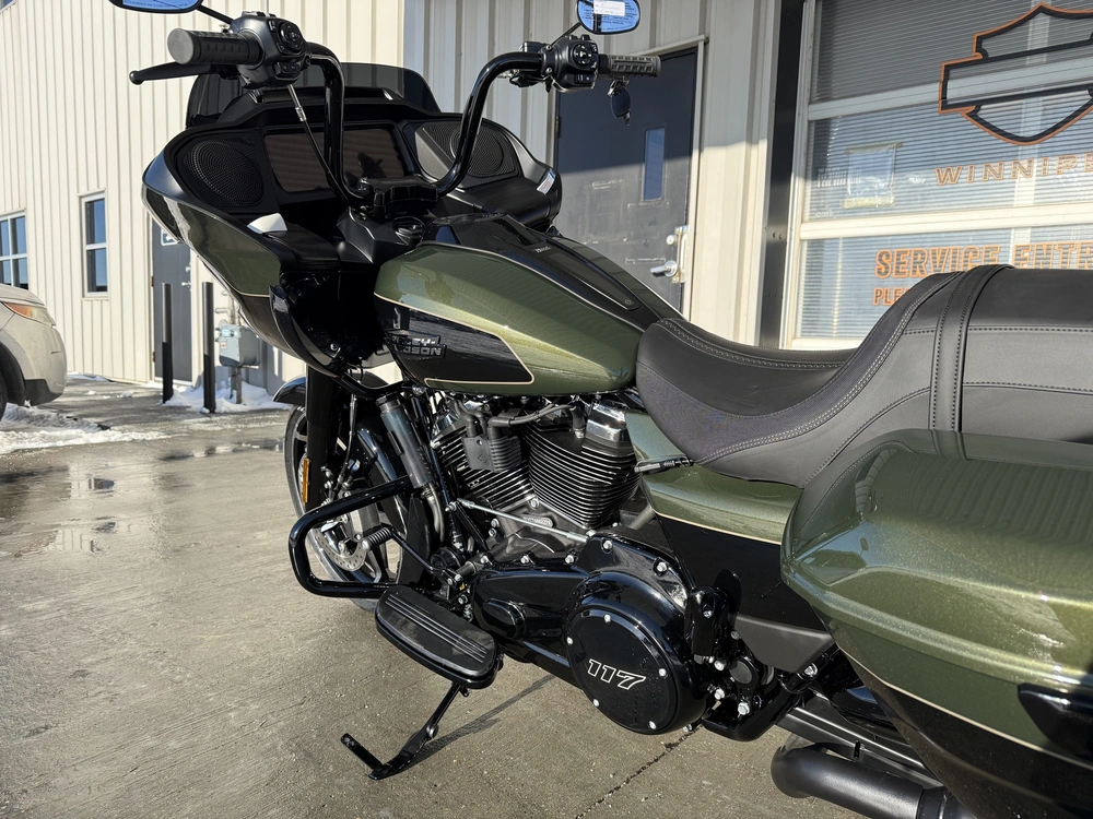 2026 Harley-davidson Road Glide alt