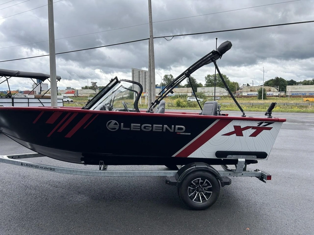 Legend 17xt Black/chili Pepper Red 2026 alt