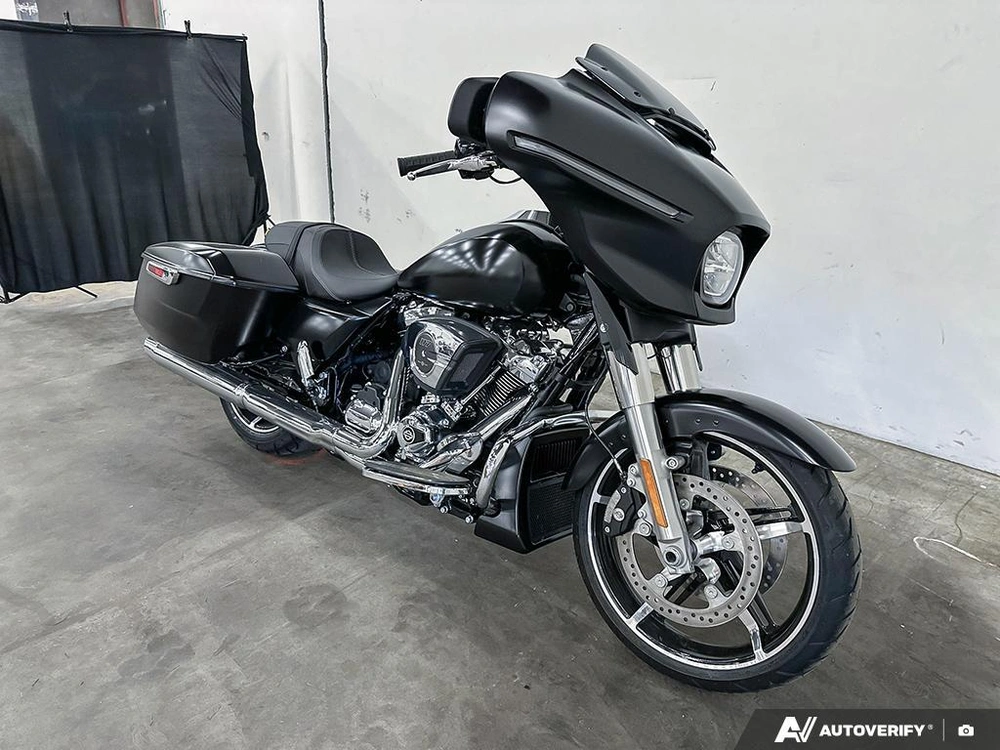 2024 Harley-davidson Street Glide alt