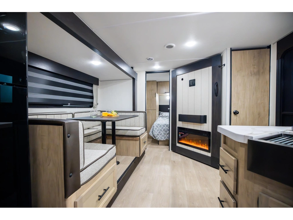 Cherokee 23ms Grey Wolf 2026 alt