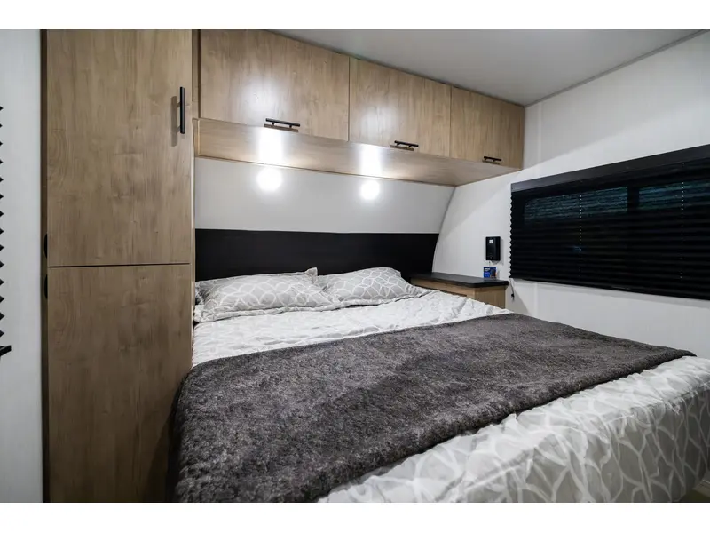 2026 Cherokee 29TE Grey Wolf