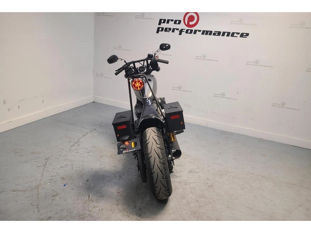 2014 Yamaha Bolt R-spec alt