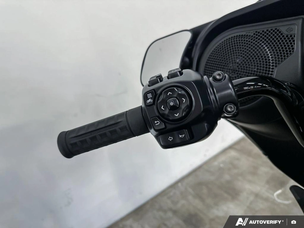 2026 Harley-davidson Street Glide alt