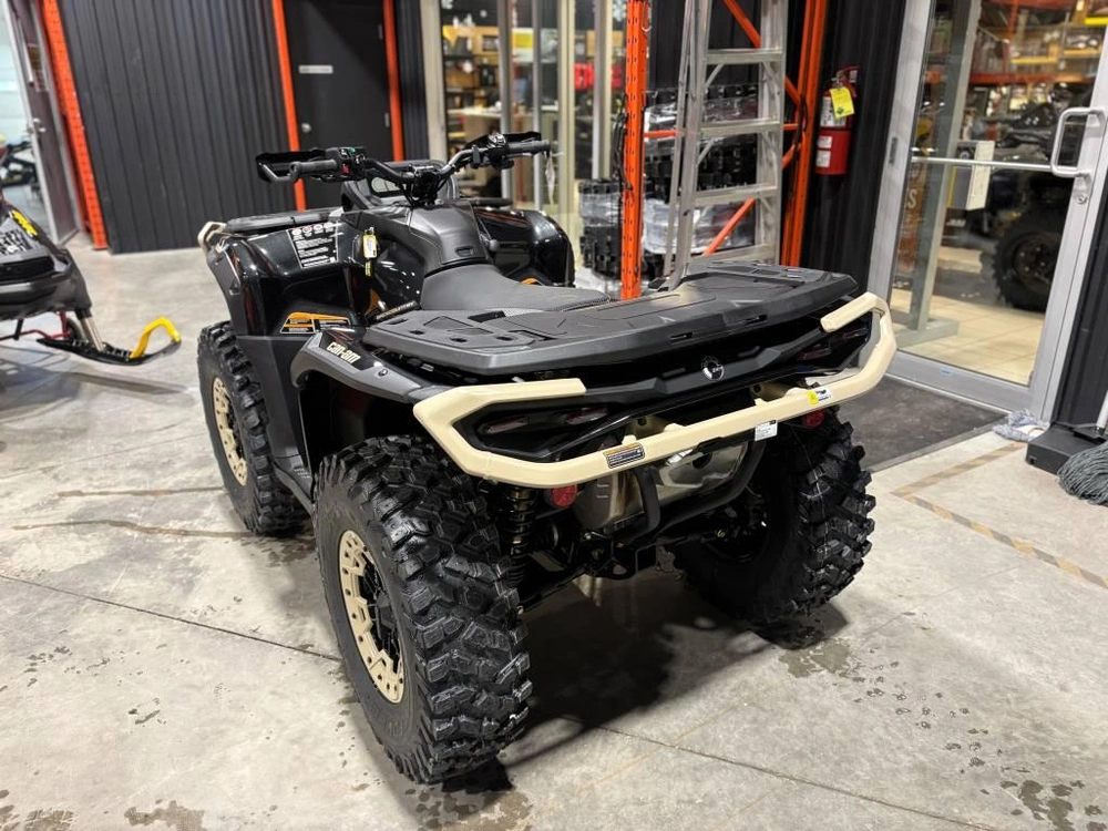 Can-am Outlander Backcountry 1000r 2026 alt