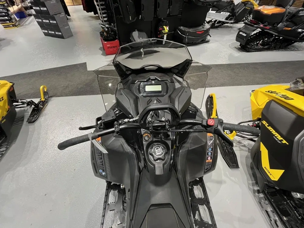 Ski-doo Tundra Le 600 Efi Lt 2026 alt