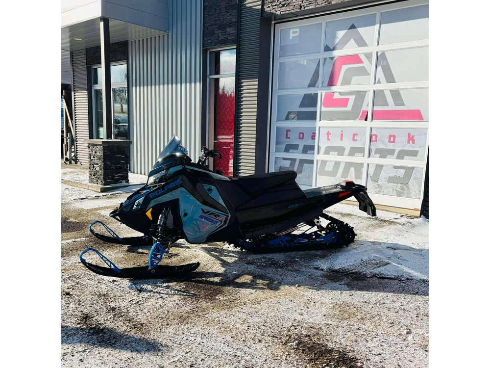 Polaris 850 Indy Vr1 137 S26tdv8rs 2026 alt