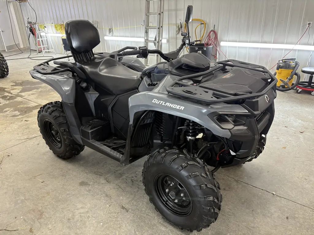 2025 Can-Am OUTLANDER 700 MAX DPS