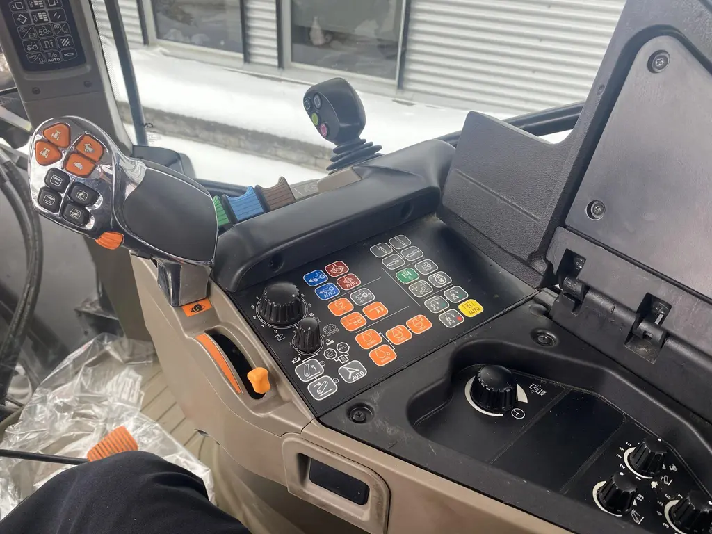 2021 Case IH Vestrum 100 A8