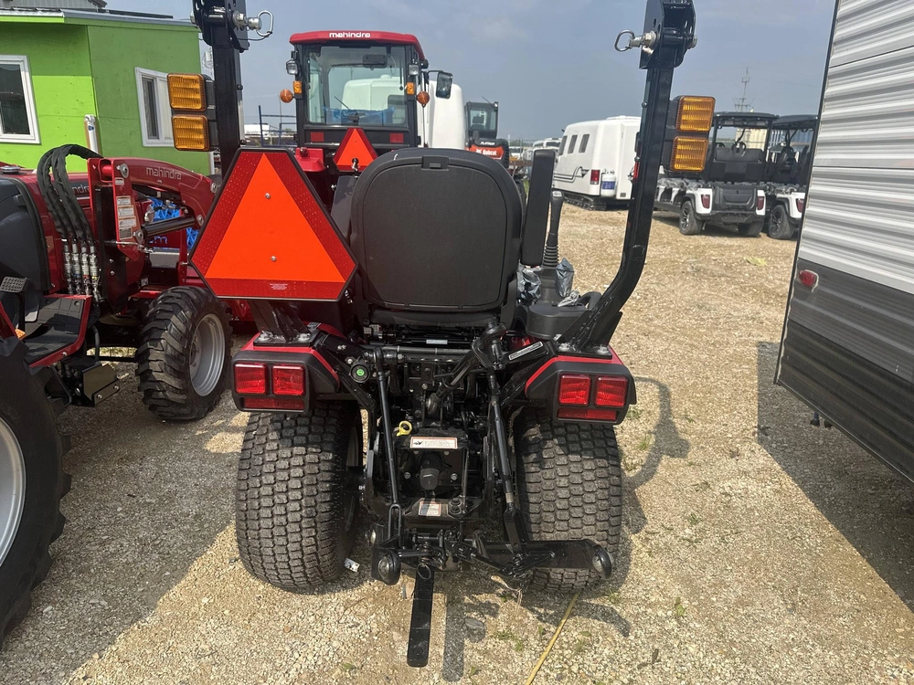 2025 Mahindra 1123 Hst 4fhtl alt