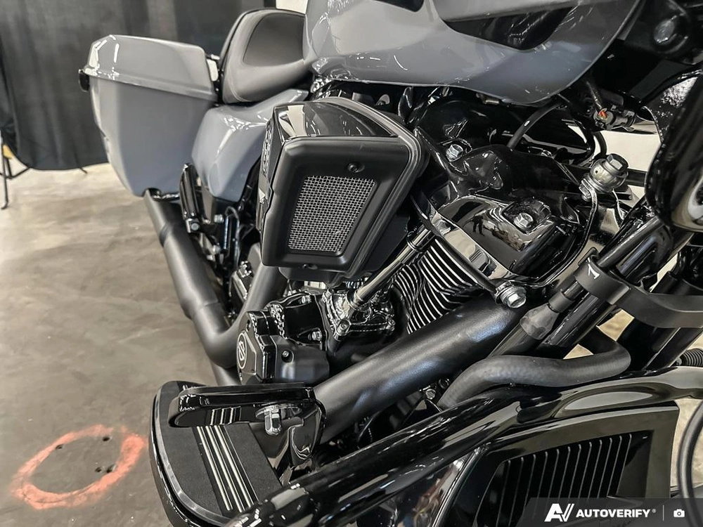 2026 Harley-davidson Road Glide alt