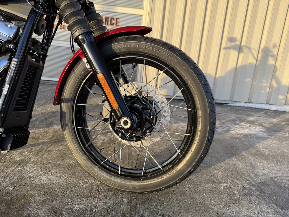 2026 Harley-davidson Street Bob alt