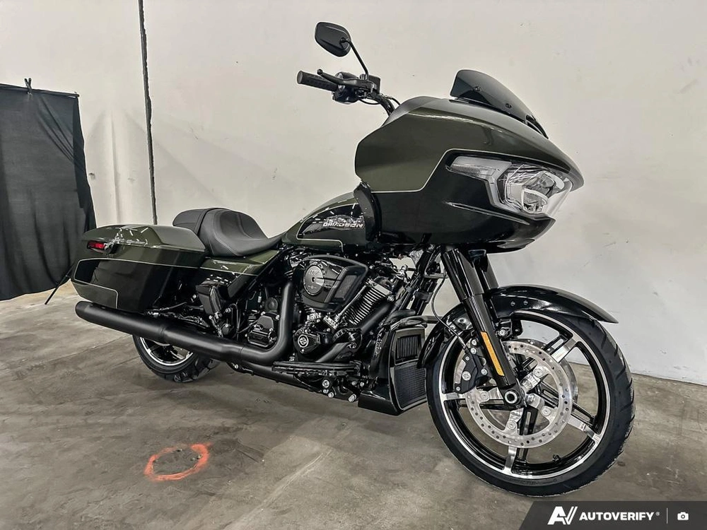 2026 Harley-davidson Road Glide alt