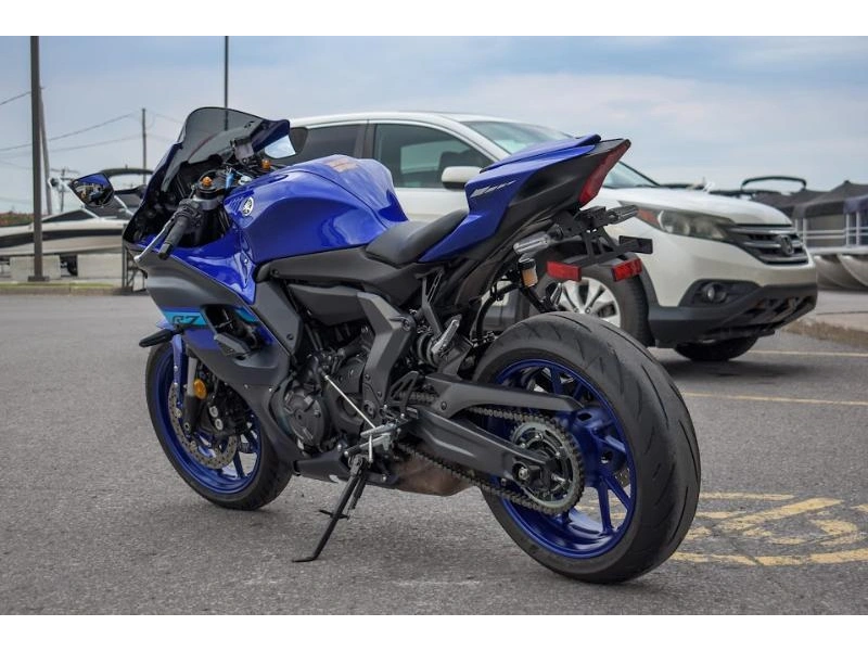 Yamaha Yzf-r7 2024 alt