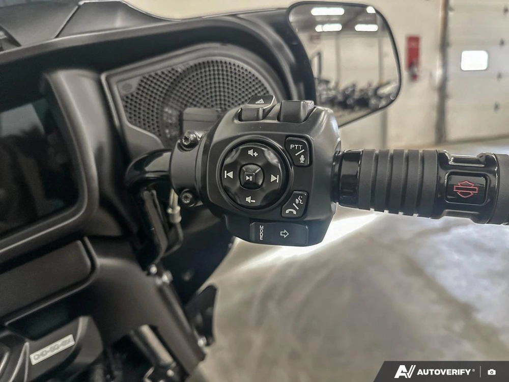 2025 Harley-davidson Street Glide alt