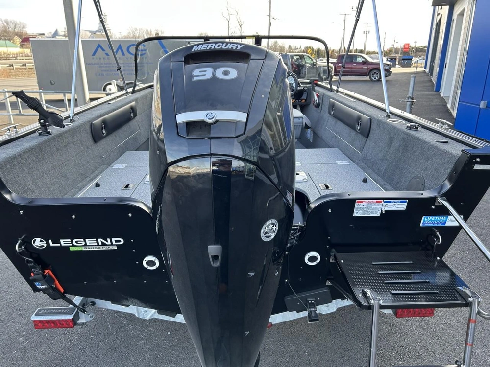 2025 Legend 18 Xf alt