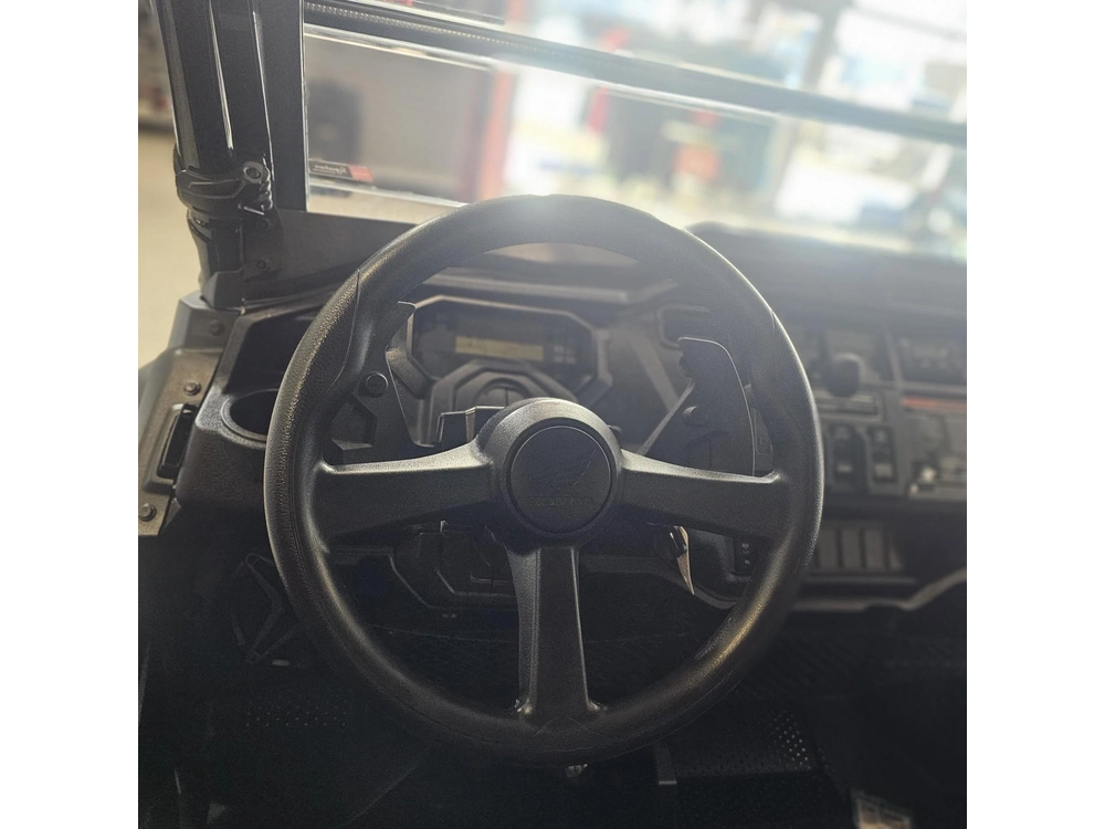 2025 Honda Pioneer 1000-5 alt