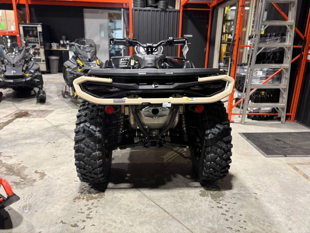 Can-am Outlander Backcountry 1000r 2026 alt