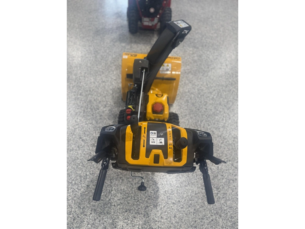 Cub Cadet 2x 24" Intellipower Snow Blower None alt