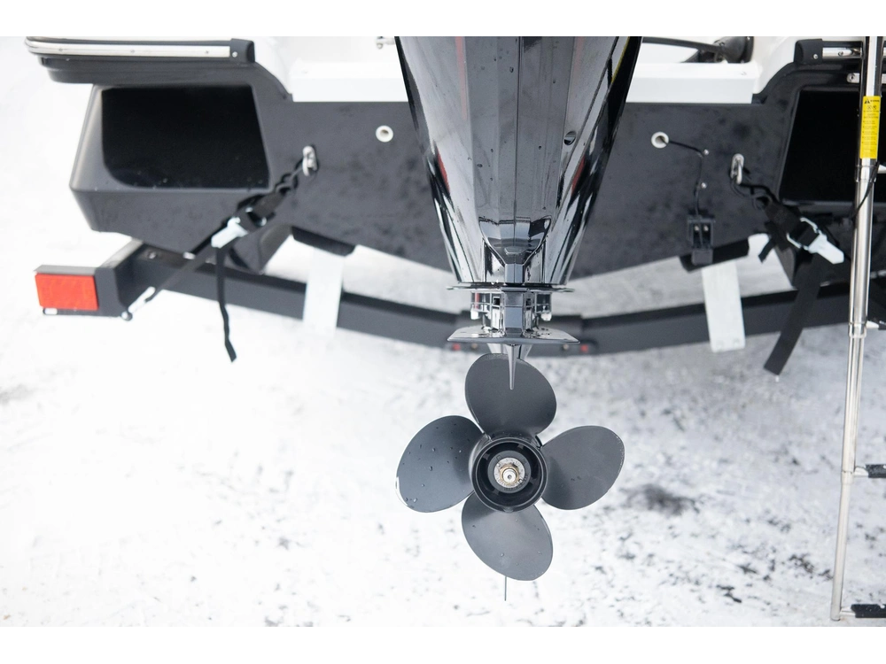 2023 Bayliner M19 alt