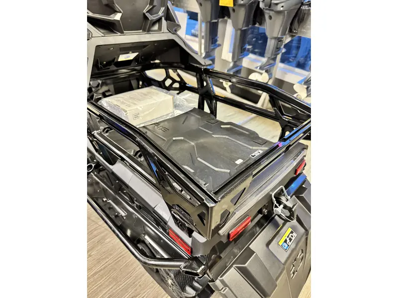 2025 Polaris 650 TITAN 155 E-START / REV